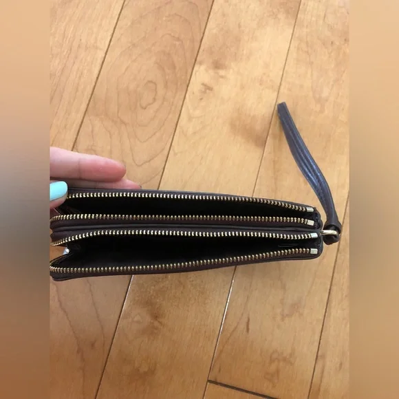 Coach Wallet - Picture 4 of 5